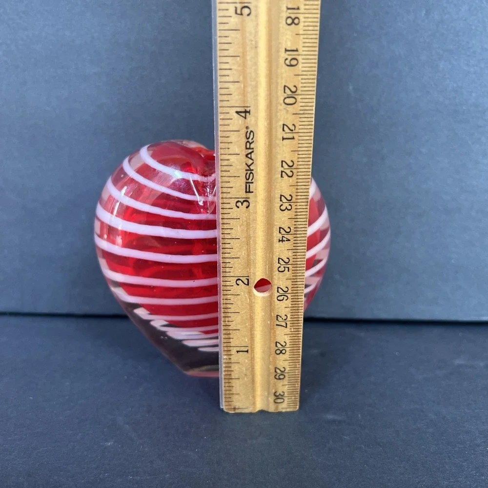 Murano Style Red & White Striped Art Glass Heart Bud Vase Paperweight 3.5